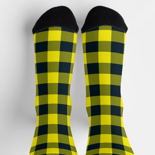 Yellow Black Plaid Checker Pattern ソックス (上部)