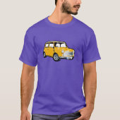Yellow British car Tシャツ (正面)
