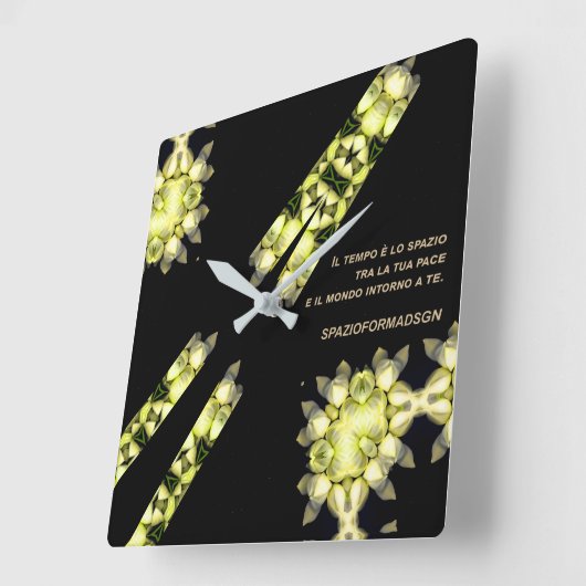 "Yellow broken heart in black from silve" & Tempo スクエア壁時計 (傾斜)