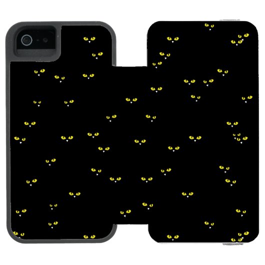 Yellow Cat Eyes in the Dark Incipio iPhoneウォレットケース (フォリオ Open)