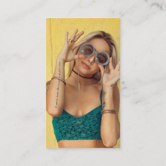 Yellow Connect with UsソーシャルメディアQRコード写真 名刺 (裏面)