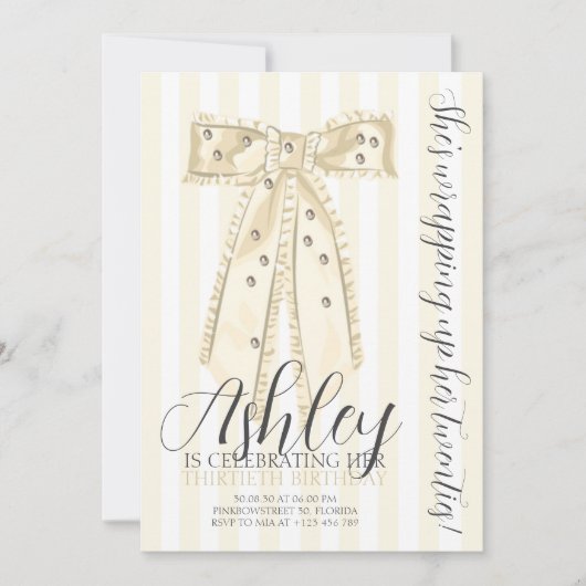 Yellow Coquette Bow Elegant Thirtieth Birthday 招待状 (正面)