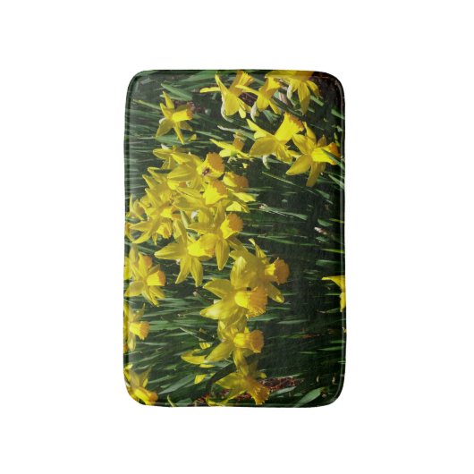 Yellow Daffodils I Cheery Spring Flowers バスマット (正面縦)