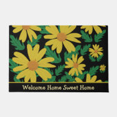 Yellow daisy flowers with green leaves  ドアマット (正面)