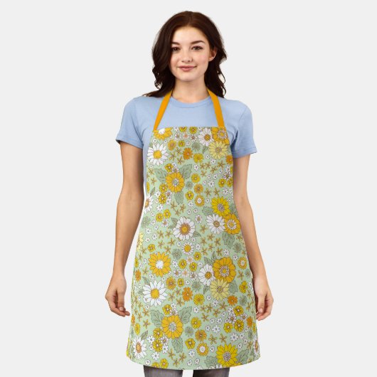 Yellow Floral Garden Pattern エプロン (着用した状態)