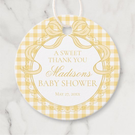 Yellow Gingham Coquette Bow Baby Shower Circle フェイバータグ (正面)