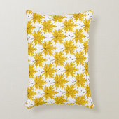 Yellow golden maple leaves seamless pattern. Autum アクセントクッション (正面(垂直))