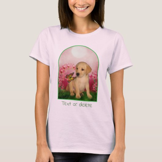 Yellow Lab Puppy Butterfly Lily Flowers Dog Art Tシャツ (正面)