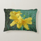Yellow Lilies アクセントクッション (裏面)