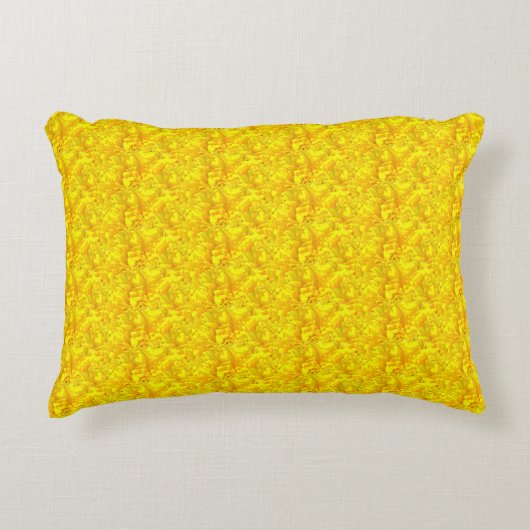 Yellow Marigold Floral Seamless Pattern アクセントクッション (正面)