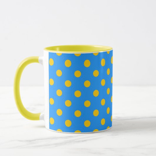 Yellow On Blue Polka Dots Pattern Design マグカップ (左)