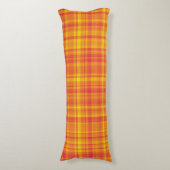 Yellow Orange Plaid Pattern ボディピロー (正面縦)