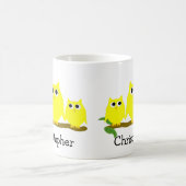 Yellow Owls Design Personalised コーヒーマグカップ (中央)