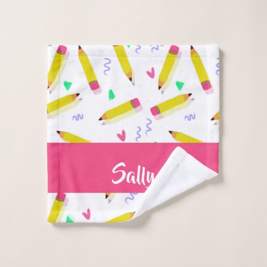 Yellow pencils and scrabbles on white ウォッシュタオル (ウォッシュタオル)