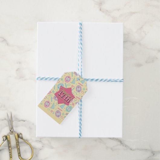 Yellow Retro Gaming Virtual Pet Birthday ギフトタグ (より糸付き)