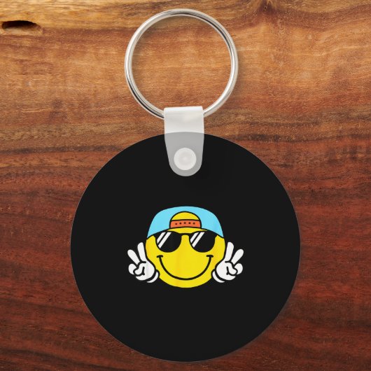 Yellow Smile Face Cute Checkered Peace Smiling Hap キーホルダー (正面)