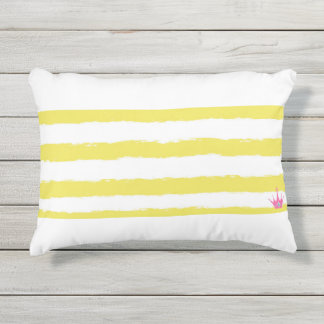 Yellow stripes and a pink crown Accent Pillow アウトドアクッション