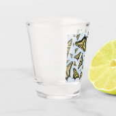 Yellow Swallowtail Butterflies Blue Sky  ショットグラス (左)