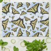 Yellow Swallowtail Butterflies on Blue Sky Pattern キッチンタオル (折り畳み)