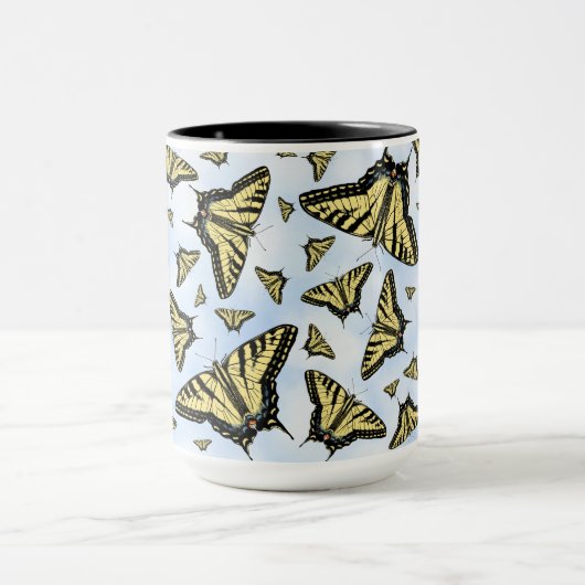 Yellow Swallowtail Butterflies on Blue Sky Pattern マグカップ (中央)
