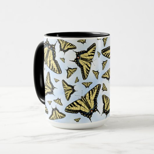 Yellow Swallowtail Butterflies on Blue Sky Pattern マグカップ (正面左)