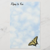 Yellow Swallowtail Butterfly Blue Sky Personalized 便箋 (正面)