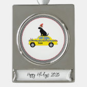 Yellow Taxi Cab Black Lab Happy Holidays Year City シルバープレートバナーオーナメント (正面)