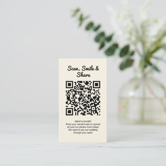 Yellow Wedding Photo Sharing Capture Love QR Code  名刺 (スタンド正面)