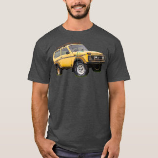 Yellow wrecked and abandoned Lada Niva car Tシャツ