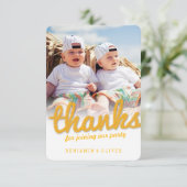 YellowBoldおもしろい感謝していスケッチツインズ誕生日写真 サンキューカード (スタンド正面)