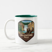 Yellowstone Falls Bear Selfie Shield ツートーンマグカップ (左)