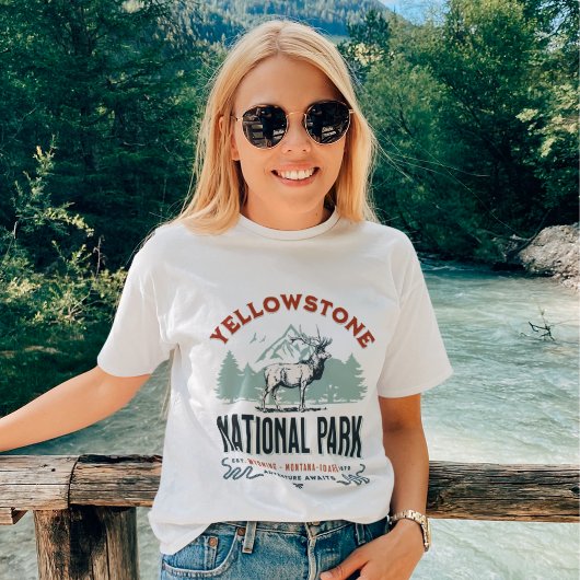 Yellowstone National Park Cute Landscape Tシャツ