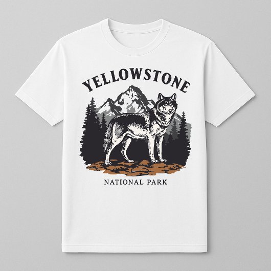 Yellowstone National Park Wolf Mountains Tシャツ