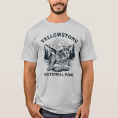 Yellowstone Wolf and Waterfall Tシャツ (正面)