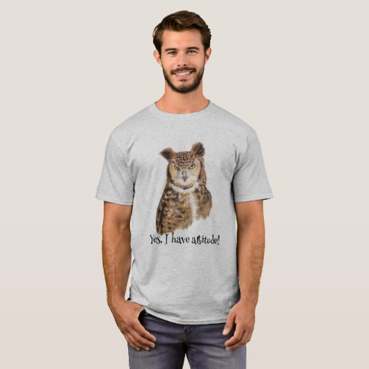 「Yesは態度があるわ!」 フクロウの引用文アート」 Tシャツ (正面フル)