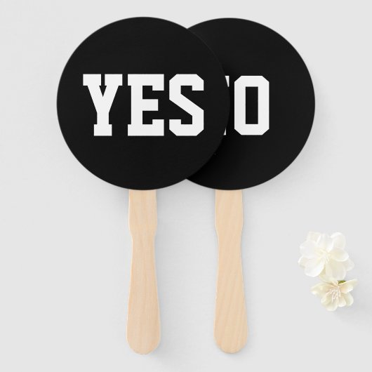 Yesまたはゲームなし白黒タイポグラフィ ハンドファン (正面&裏面)