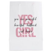 Yesガールユーアビューティフルやる気を起こさせるガールプリント ミディアムペーパーバッグ (裏面)