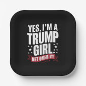 Yes私はトランプの女の子2024選挙を乗り越える ペーパープレート (正面)