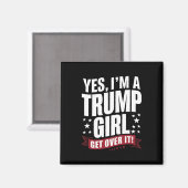 Yes私はトランプの女の子2024選挙を乗り越える マグネット (正面/裏面)