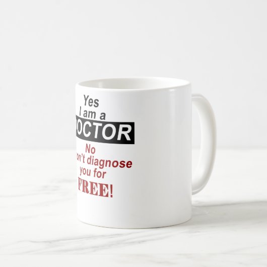 Yes私は医者ですが、無料で診断しません コーヒーマグカップ (正面右)