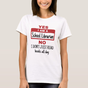 Yes私は学校司書だ Tシャツ