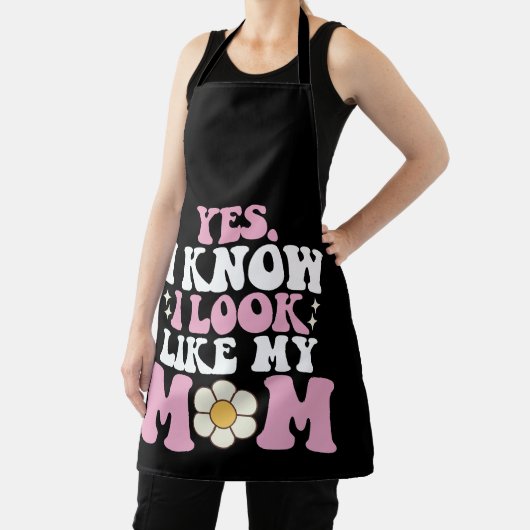 Yes私は私の母のように見えるGroovy母の日 エプロン (インサイチュ)