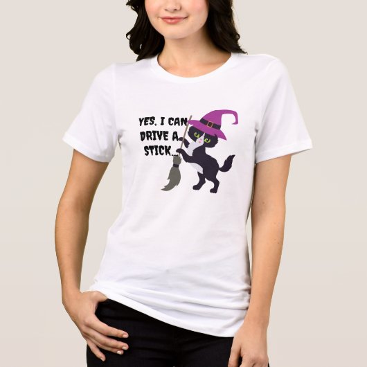 Yes I Can Drive Stick Tee - Funny Halloween Witch トライブレンドＴシャツ (正面)