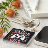 YesI'A Gamer Girl: Pink & White Controller キーホルダー (正面右)