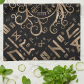 YggdrasilおよびRunes Vegvisirの生命の樹 キッチンタオル (折り畳み)