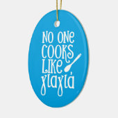 Yiayiaギリシャの祖母の写真のような調理師は誰もいない セラミックオーナメント (左)