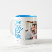 Yiayiaギリシャの祖母の写真のような調理師は誰もいない ツートーンマグカップ (正面左)