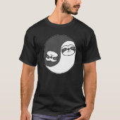 Yin and Yang Sloth Predator Meditation Acro Hatha  Tシャツ (正面)