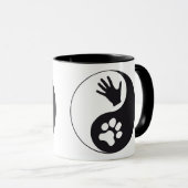 Yin und Yang mit Hand und Pfote マグカップ (正面右)