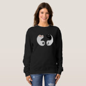 Yin Yang Cats White Black Eastern Philosophy Duali スウェットシャツ (正面フル)